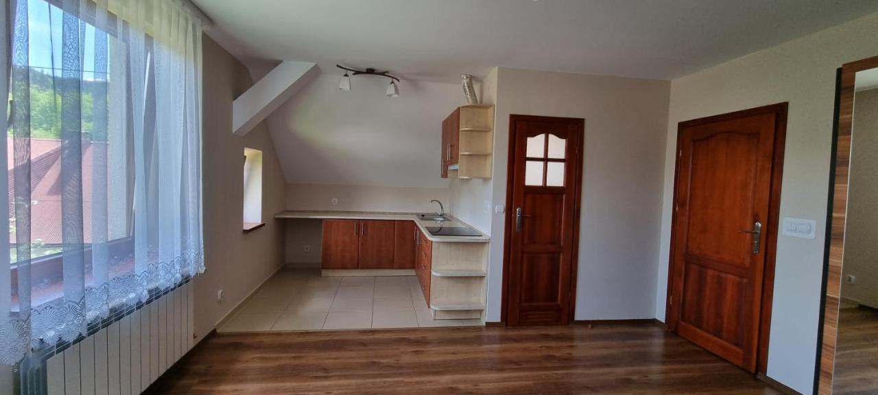 Homestay Prywatny Z Kuchnia I Lazienka Mszana Dolna